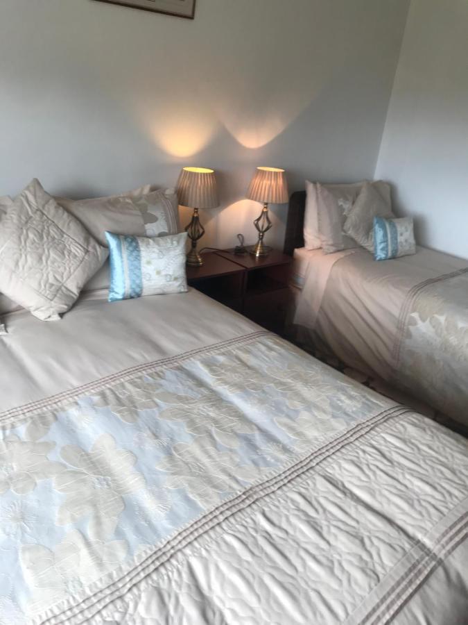 Marguerite'S B&B Glenties Buitenkant foto