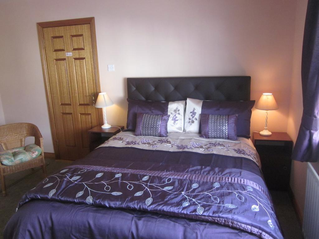 Marguerite'S B&B Glenties Buitenkant foto